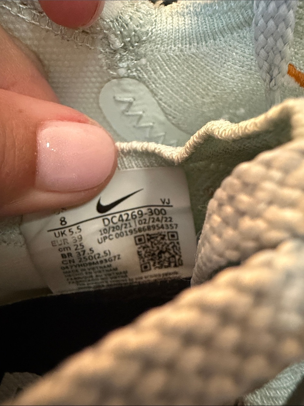 Nike *2 pairs* Mint Green Knit Sneakers - Picture 5 of 10